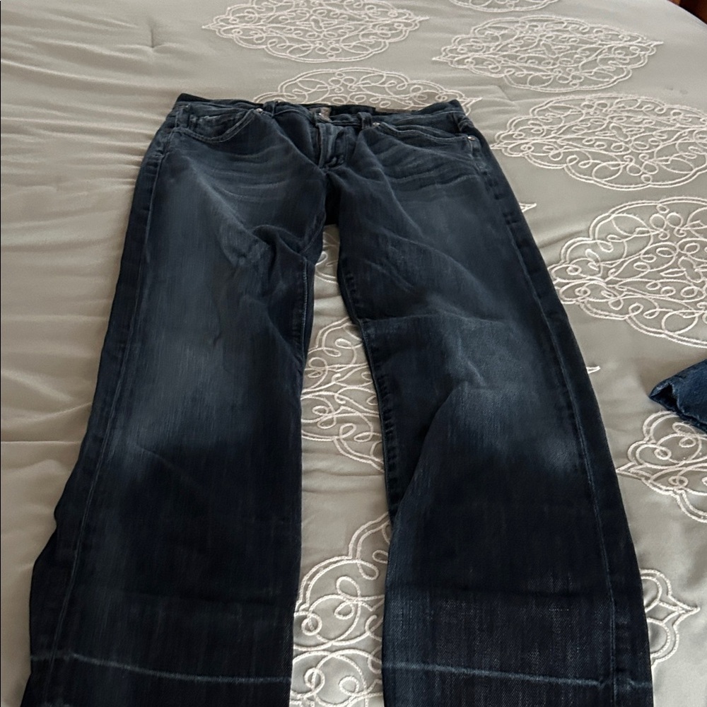 Classic Indigo Straight Men's Jeans